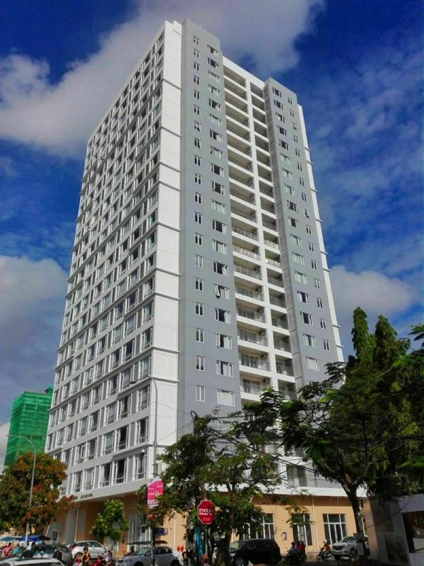 פנום פן Eastland Hotel & Apartment מראה חיצוני תמונה