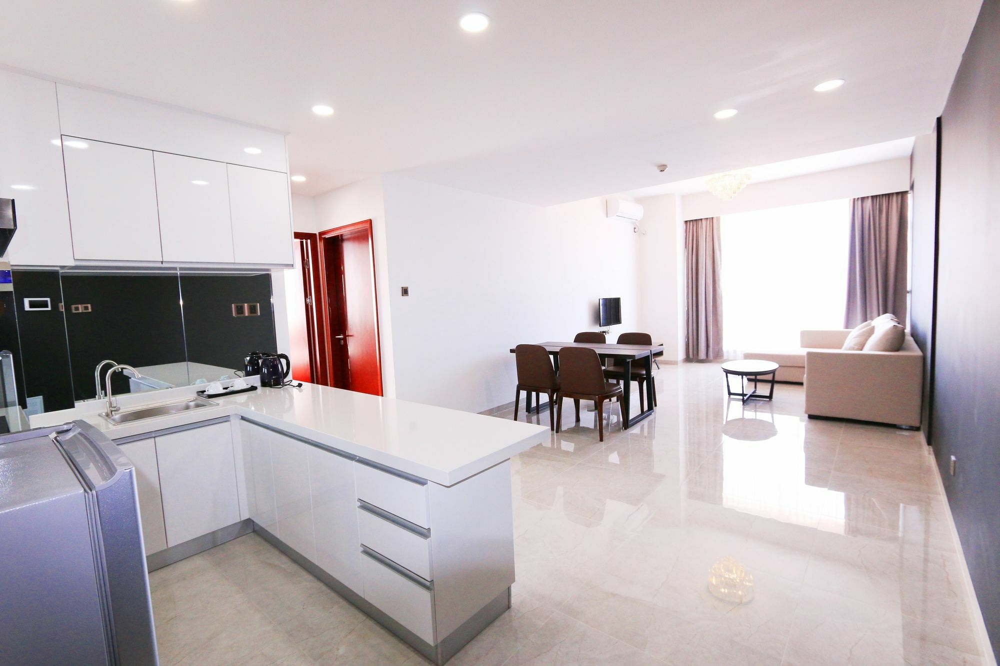 פנום פן Eastland Hotel & Apartment מראה חיצוני תמונה