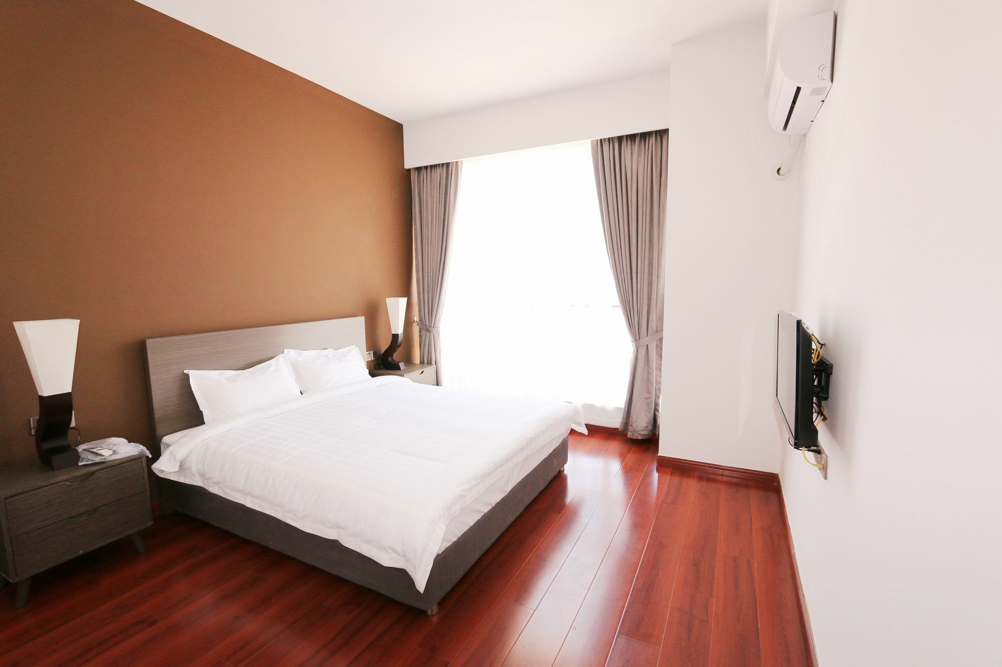פנום פן Eastland Hotel & Apartment מראה חיצוני תמונה