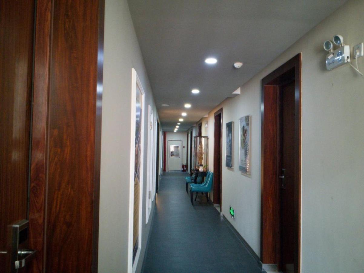 פנום פן Eastland Hotel & Apartment מראה חיצוני תמונה